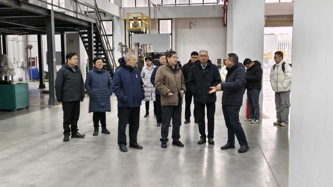 “丁烈云院士率“长江中游城市群科技创新超常规发展联动机制及路径研究”项目组来研究院调研”